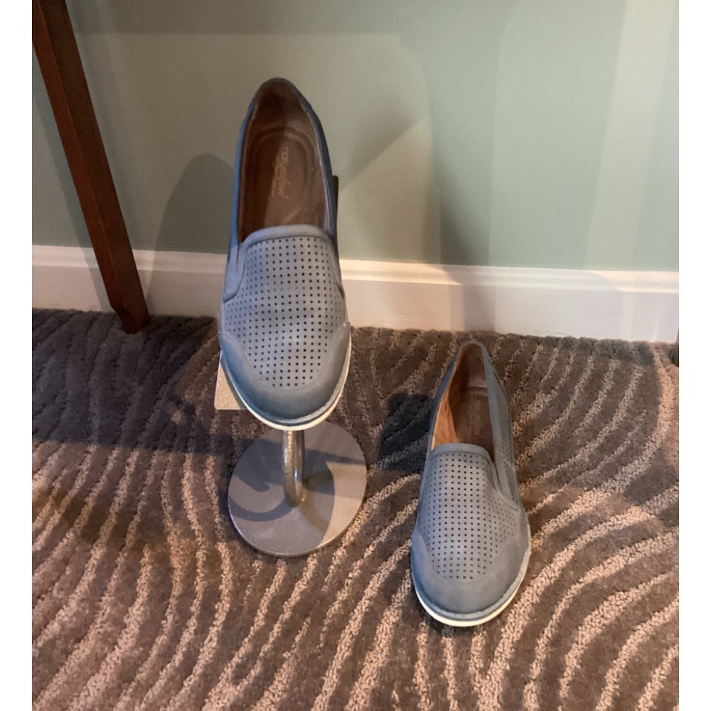 Natural Soul Blue Soft Comfort Loafers EUC